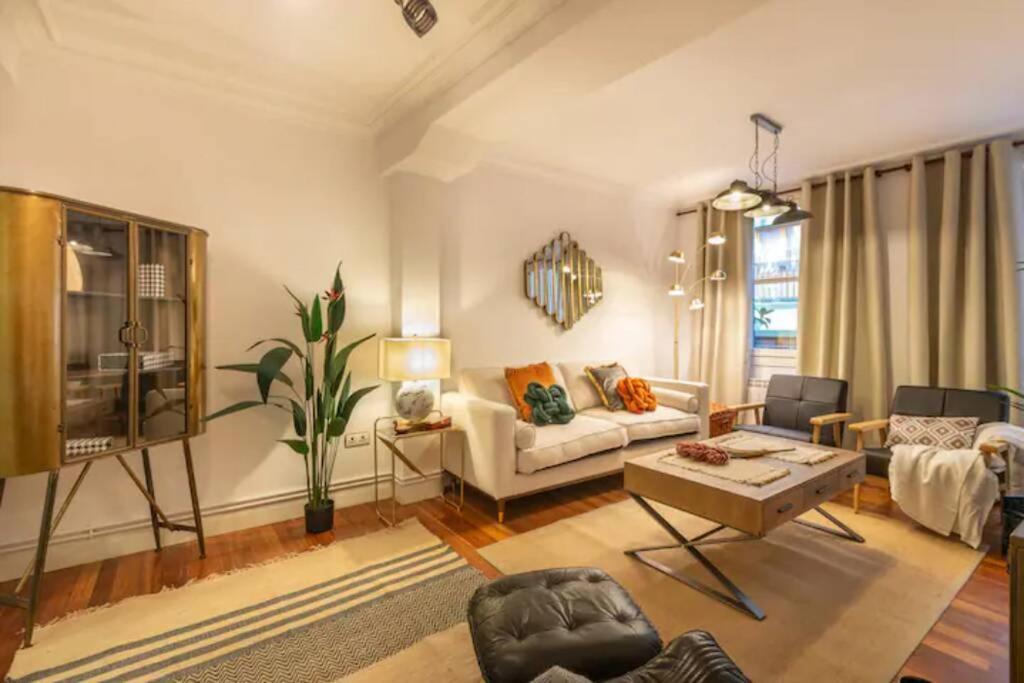 Exclusivo Apartamento En El Casco Viejo Bilbao Exterior photo